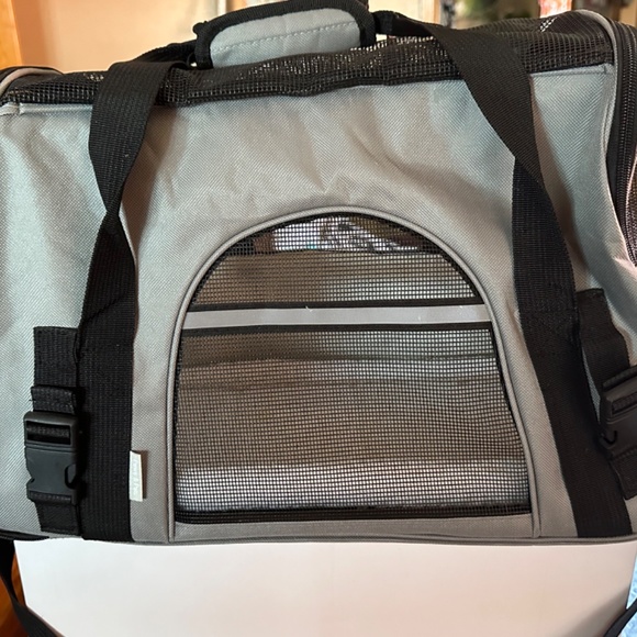 Petote Marlee Designer Dog Purse | Ivory Quilted Luxury Carrier Dog purse